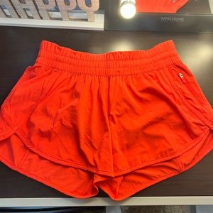 Lululemon Speed Up shorts!